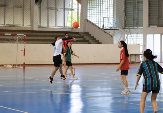 ภาพกิจกรรม  คณะวิทยาศาสตร์และเทคโนโลยี จัดกิจกรรมส่งเสริมสุขภาพสร้างสรรค์ศิลป์นักศึกษา