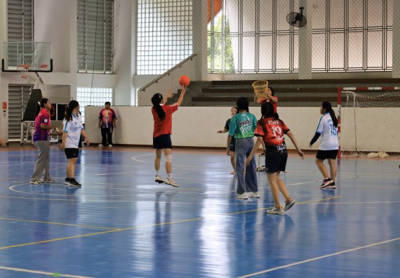 ภาพกิจกรรม  คณะวิทยาศาสตร์และเทคโนโลยี จัดกิจกรรมส่งเสริมสุขภาพสร้างสรรค์ศิลป์นักศึกษา