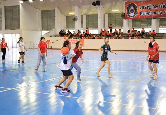 ภาพกิจกรรม  คณะวิทยาศาสตร์และเทคโนโลยี จัดกิจกรรมส่งเสริมสุขภาพสร้างสรรค์ศิลป์นักศึกษา