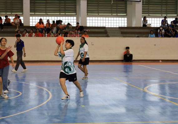 ภาพกิจกรรม  คณะวิทยาศาสตร์และเทคโนโลยี จัดกิจกรรมส่งเสริมสุขภาพสร้างสรรค์ศิลป์นักศึกษา