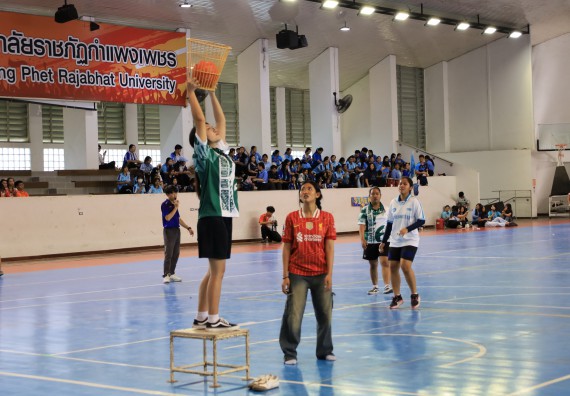 ภาพกิจกรรม  คณะวิทยาศาสตร์และเทคโนโลยี จัดกิจกรรมส่งเสริมสุขภาพสร้างสรรค์ศิลป์นักศึกษา
