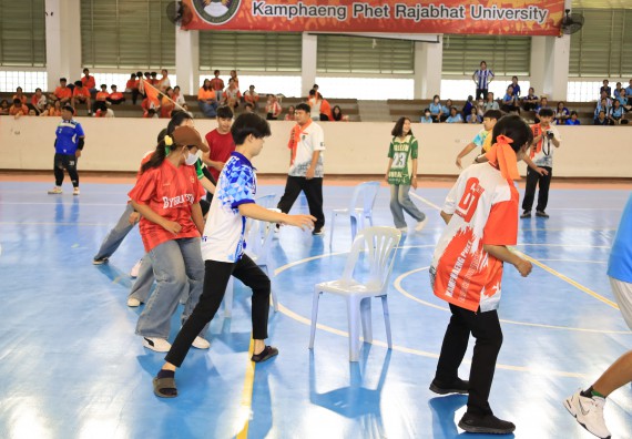 ภาพกิจกรรม  คณะวิทยาศาสตร์และเทคโนโลยี จัดกิจกรรมส่งเสริมสุขภาพสร้างสรรค์ศิลป์นักศึกษา