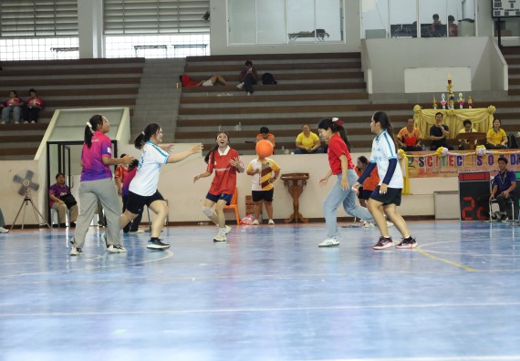 ภาพกิจกรรม  คณะวิทยาศาสตร์และเทคโนโลยี จัดกิจกรรมส่งเสริมสุขภาพสร้างสรรค์ศิลป์นักศึกษา