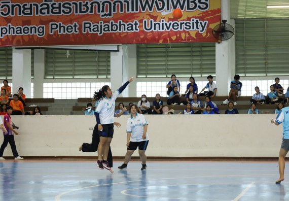 ภาพกิจกรรม  คณะวิทยาศาสตร์และเทคโนโลยี จัดกิจกรรมส่งเสริมสุขภาพสร้างสรรค์ศิลป์นักศึกษา