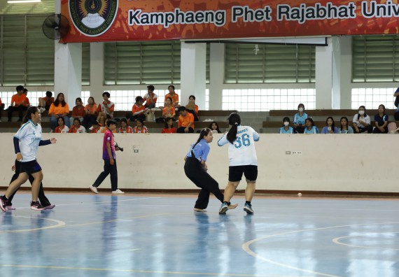 ภาพกิจกรรม  คณะวิทยาศาสตร์และเทคโนโลยี จัดกิจกรรมส่งเสริมสุขภาพสร้างสรรค์ศิลป์นักศึกษา