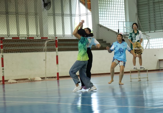 ภาพกิจกรรม  คณะวิทยาศาสตร์และเทคโนโลยี จัดกิจกรรมส่งเสริมสุขภาพสร้างสรรค์ศิลป์นักศึกษา