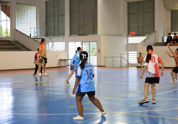 ภาพกิจกรรม  คณะวิทยาศาสตร์และเทคโนโลยี จัดกิจกรรมส่งเสริมสุขภาพสร้างสรรค์ศิลป์นักศึกษา