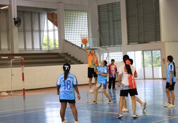 ภาพกิจกรรม  คณะวิทยาศาสตร์และเทคโนโลยี จัดกิจกรรมส่งเสริมสุขภาพสร้างสรรค์ศิลป์นักศึกษา