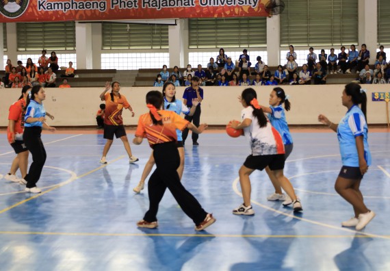 ภาพกิจกรรม  คณะวิทยาศาสตร์และเทคโนโลยี จัดกิจกรรมส่งเสริมสุขภาพสร้างสรรค์ศิลป์นักศึกษา