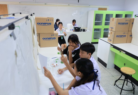 ภาพกิจกรรม   คณะวิทยาศาสตร์และเทคโนโลยี มหาวิทยาลัยราชภัฏกําแพงเพชร จัดการแข่งขันทักษะทางวิทยาศาสตร์และเทคโนโลยี ระดับมัธยมศึกษาตอนต้น ระดับมัธยมศึกษาตอนปลาย ในงานสัปดาห์วิทยาศาสตร์แห่งชาติ ส่วนภูมิภาค ประจำปี 2568