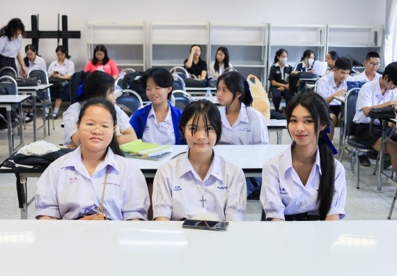 ภาพกิจกรรม   คณะวิทยาศาสตร์และเทคโนโลยี มหาวิทยาลัยราชภัฏกําแพงเพชร จัดการแข่งขันทักษะทางวิทยาศาสตร์และเทคโนโลยี ระดับมัธยมศึกษาตอนต้น ระดับมัธยมศึกษาตอนปลาย ในงานสัปดาห์วิทยาศาสตร์แห่งชาติ ส่วนภูมิภาค ประจำปี 2568