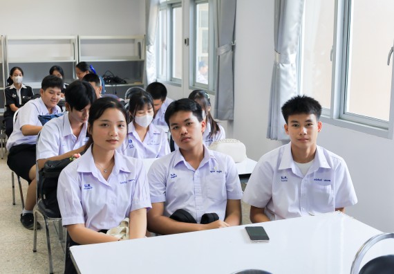 ภาพกิจกรรม   คณะวิทยาศาสตร์และเทคโนโลยี มหาวิทยาลัยราชภัฏกําแพงเพชร จัดการแข่งขันทักษะทางวิทยาศาสตร์และเทคโนโลยี ระดับมัธยมศึกษาตอนต้น ระดับมัธยมศึกษาตอนปลาย ในงานสัปดาห์วิทยาศาสตร์แห่งชาติ ส่วนภูมิภาค ประจำปี 2568