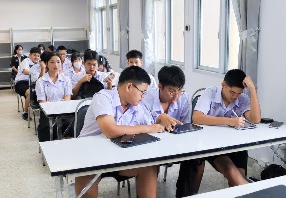 ภาพกิจกรรม   คณะวิทยาศาสตร์และเทคโนโลยี มหาวิทยาลัยราชภัฏกําแพงเพชร จัดการแข่งขันทักษะทางวิทยาศาสตร์และเทคโนโลยี ระดับมัธยมศึกษาตอนต้น ระดับมัธยมศึกษาตอนปลาย ในงานสัปดาห์วิทยาศาสตร์แห่งชาติ ส่วนภูมิภาค ประจำปี 2568