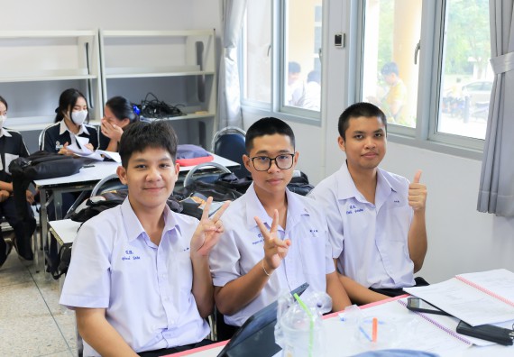 ภาพกิจกรรม   คณะวิทยาศาสตร์และเทคโนโลยี มหาวิทยาลัยราชภัฏกําแพงเพชร จัดการแข่งขันทักษะทางวิทยาศาสตร์และเทคโนโลยี ระดับมัธยมศึกษาตอนต้น ระดับมัธยมศึกษาตอนปลาย ในงานสัปดาห์วิทยาศาสตร์แห่งชาติ ส่วนภูมิภาค ประจำปี 2568