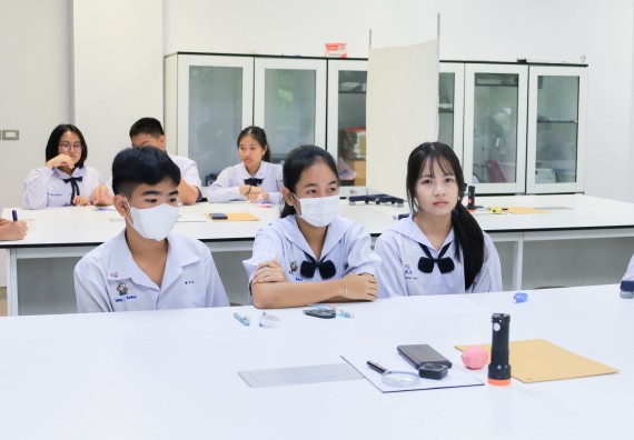 ภาพกิจกรรม   คณะวิทยาศาสตร์และเทคโนโลยี มหาวิทยาลัยราชภัฏกําแพงเพชร จัดการแข่งขันทักษะทางวิทยาศาสตร์และเทคโนโลยี ระดับมัธยมศึกษาตอนต้น ระดับมัธยมศึกษาตอนปลาย ในงานสัปดาห์วิทยาศาสตร์แห่งชาติ ส่วนภูมิภาค ประจำปี 2568