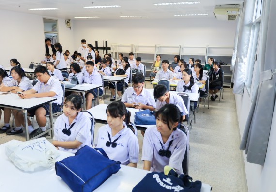 ภาพกิจกรรม   คณะวิทยาศาสตร์และเทคโนโลยี มหาวิทยาลัยราชภัฏกําแพงเพชร จัดการแข่งขันทักษะทางวิทยาศาสตร์และเทคโนโลยี ระดับมัธยมศึกษาตอนต้น ระดับมัธยมศึกษาตอนปลาย ในงานสัปดาห์วิทยาศาสตร์แห่งชาติ ส่วนภูมิภาค ประจำปี 2568