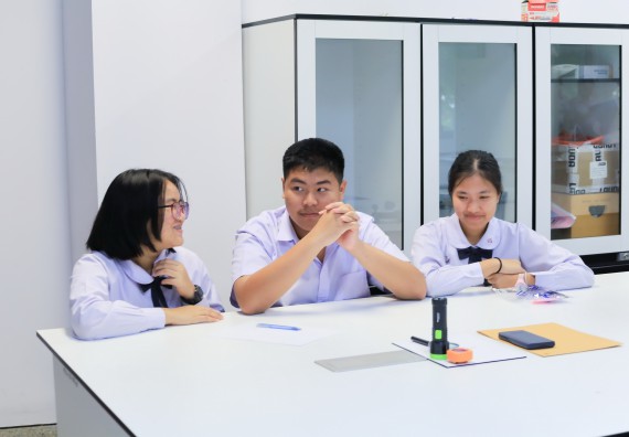 ภาพกิจกรรม   คณะวิทยาศาสตร์และเทคโนโลยี มหาวิทยาลัยราชภัฏกําแพงเพชร จัดการแข่งขันทักษะทางวิทยาศาสตร์และเทคโนโลยี ระดับมัธยมศึกษาตอนต้น ระดับมัธยมศึกษาตอนปลาย ในงานสัปดาห์วิทยาศาสตร์แห่งชาติ ส่วนภูมิภาค ประจำปี 2568