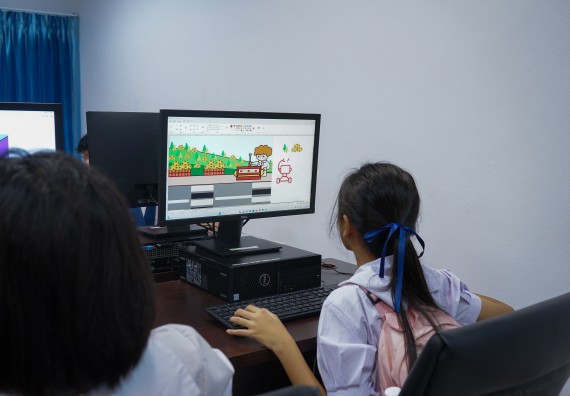 ภาพกิจกรรม  คณะวิทยาศาสตร์และเทคโนโลยี มหาวิทยาลัยราชภัฏกําแพงเพชร จัดการแข่งขันวาดภาพด้วยโปรแกรม Paint ระดับประถมศึกษาตอนต้น ระดับประถมศึกษาตอนปลาย ในงานสัปดาห์วิทยาศาสตร์แห่งชาติ ส่วนภูมิภาค ประจำปี 2568