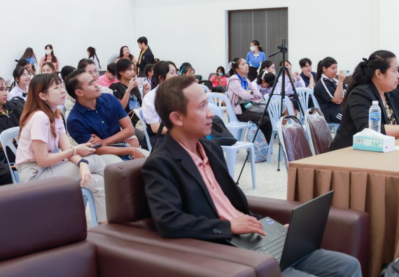 ภาพกิจกรรม   คณะวิทยาศาสตร์และเทคโนโลยี มหาวิทยาลัยราชภัฏกําแพงเพชร จัดการประกวดการแสดงทางวิทยาศาสตร์ (Science Show) ระดับมัธยมศึกษาตอนต้น ระดับมัธยมศึกษาตอนปลาย ในงานสัปดาห์วิทยาศาสตร์แห่งชาติ ส่วนภูมิภาค ประจำปี 2568