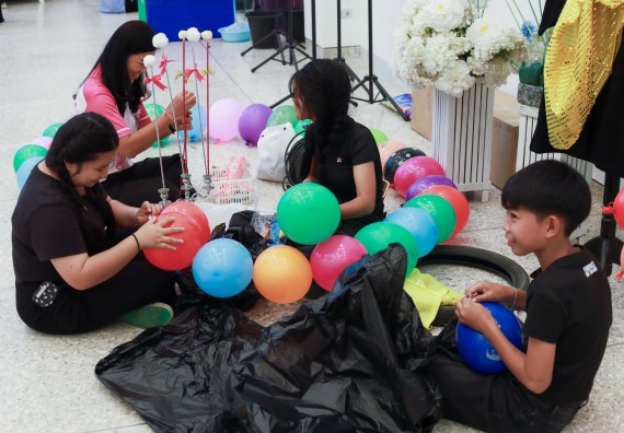 ภาพกิจกรรม   คณะวิทยาศาสตร์และเทคโนโลยี มหาวิทยาลัยราชภัฏกําแพงเพชร จัดการประกวดการแสดงทางวิทยาศาสตร์ (Science Show) ระดับมัธยมศึกษาตอนต้น ระดับมัธยมศึกษาตอนปลาย ในงานสัปดาห์วิทยาศาสตร์แห่งชาติ ส่วนภูมิภาค ประจำปี 2568