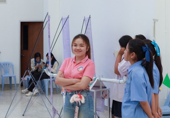 ภาพกิจกรรม   คณะวิทยาศาสตร์และเทคโนโลยี มหาวิทยาลัยราชภัฏกําแพงเพชร จัดการประกวดการแสดงทางวิทยาศาสตร์ (Science Show) ระดับมัธยมศึกษาตอนต้น ระดับมัธยมศึกษาตอนปลาย ในงานสัปดาห์วิทยาศาสตร์แห่งชาติ ส่วนภูมิภาค ประจำปี 2568