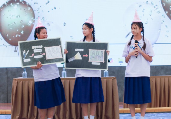 ภาพกิจกรรม   คณะวิทยาศาสตร์และเทคโนโลยี มหาวิทยาลัยราชภัฏกําแพงเพชร จัดการประกวดการแสดงทางวิทยาศาสตร์ (Science Show) ระดับมัธยมศึกษาตอนต้น ระดับมัธยมศึกษาตอนปลาย ในงานสัปดาห์วิทยาศาสตร์แห่งชาติ ส่วนภูมิภาค ประจำปี 2568