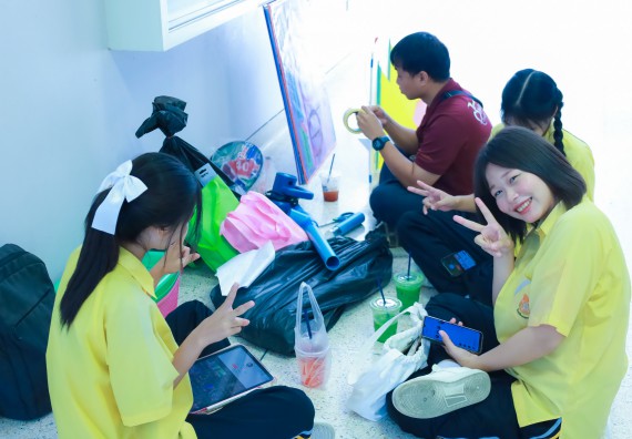 ภาพกิจกรรม   คณะวิทยาศาสตร์และเทคโนโลยี มหาวิทยาลัยราชภัฏกําแพงเพชร จัดการประกวดการแสดงทางวิทยาศาสตร์ (Science Show) ระดับมัธยมศึกษาตอนต้น ระดับมัธยมศึกษาตอนปลาย ในงานสัปดาห์วิทยาศาสตร์แห่งชาติ ส่วนภูมิภาค ประจำปี 2568