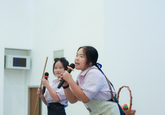 ภาพกิจกรรม   คณะวิทยาศาสตร์และเทคโนโลยี มหาวิทยาลัยราชภัฏกําแพงเพชร จัดการประกวดการแสดงทางวิทยาศาสตร์ (Science Show) ระดับมัธยมศึกษาตอนต้น ระดับมัธยมศึกษาตอนปลาย ในงานสัปดาห์วิทยาศาสตร์แห่งชาติ ส่วนภูมิภาค ประจำปี 2568