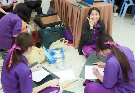 ภาพกิจกรรม   คณะวิทยาศาสตร์และเทคโนโลยี มหาวิทยาลัยราชภัฏกําแพงเพชร จัดการประกวดการแสดงทางวิทยาศาสตร์ (Science Show) ระดับมัธยมศึกษาตอนต้น ระดับมัธยมศึกษาตอนปลาย ในงานสัปดาห์วิทยาศาสตร์แห่งชาติ ส่วนภูมิภาค ประจำปี 2568