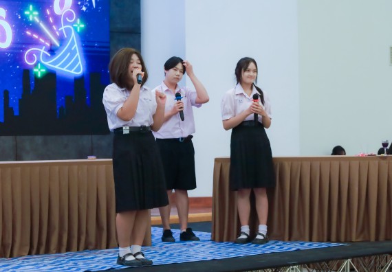 ภาพกิจกรรม   คณะวิทยาศาสตร์และเทคโนโลยี มหาวิทยาลัยราชภัฏกําแพงเพชร จัดการประกวดการแสดงทางวิทยาศาสตร์ (Science Show) ระดับมัธยมศึกษาตอนต้น ระดับมัธยมศึกษาตอนปลาย ในงานสัปดาห์วิทยาศาสตร์แห่งชาติ ส่วนภูมิภาค ประจำปี 2568