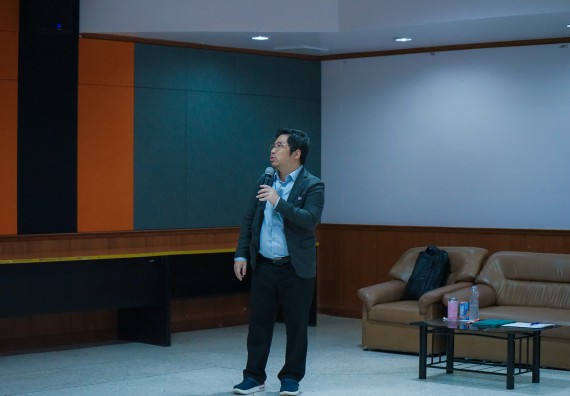 ภาพกิจกรรม  คณะวิทยาศาสตร์และเทคโนโลยี มหาวิทยาลัยราชภัฏกําแพงเพชร จัดการประกวดโครงงานคณิตศาสตร์ประเภททฤษฎี ระดับมัธยมศึกษาตอนปลาย ในงานสัปดาห์วิทยาศาสตร์แห่งชาติ ส่วนภูมิภาค ประจำปี 2568