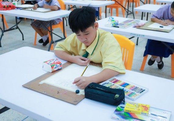 ภาพกิจกรรม  คณะวิทยาศาสตร์และเทคโนโลยี มหาวิทยาลัยราชภัฏกําแพงเพชร จัดการประกวดภาพวาดจินตนาการทางวิทยาศาสตร์ ระดับประถมศึกษาตอนปลาย ระดับมัธยมศึกษาตอนต้น ระดับมัธยมศึกษาตอนปลาย ในงานสัปดาห์วิทยาศาสตร์แห่งชาติ ส่วนภูมิภาค ประจำปี 2568