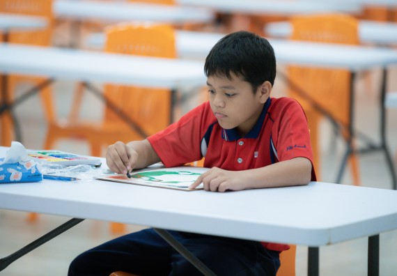 ภาพกิจกรรม  คณะวิทยาศาสตร์และเทคโนโลยี มหาวิทยาลัยราชภัฏกําแพงเพชร จัดการประกวดภาพวาดจินตนาการทางวิทยาศาสตร์ ระดับประถมศึกษาตอนปลาย ระดับมัธยมศึกษาตอนต้น ระดับมัธยมศึกษาตอนปลาย ในงานสัปดาห์วิทยาศาสตร์แห่งชาติ ส่วนภูมิภาค ประจำปี 2568