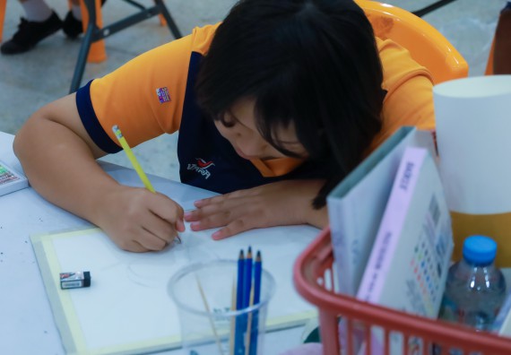 ภาพกิจกรรม  คณะวิทยาศาสตร์และเทคโนโลยี มหาวิทยาลัยราชภัฏกําแพงเพชร จัดการประกวดภาพวาดจินตนาการทางวิทยาศาสตร์ ระดับประถมศึกษาตอนปลาย ระดับมัธยมศึกษาตอนต้น ระดับมัธยมศึกษาตอนปลาย ในงานสัปดาห์วิทยาศาสตร์แห่งชาติ ส่วนภูมิภาค ประจำปี 2568