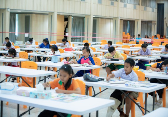 ภาพกิจกรรม  คณะวิทยาศาสตร์และเทคโนโลยี มหาวิทยาลัยราชภัฏกําแพงเพชร จัดการประกวดภาพวาดจินตนาการทางวิทยาศาสตร์ ระดับประถมศึกษาตอนปลาย ระดับมัธยมศึกษาตอนต้น ระดับมัธยมศึกษาตอนปลาย ในงานสัปดาห์วิทยาศาสตร์แห่งชาติ ส่วนภูมิภาค ประจำปี 2568