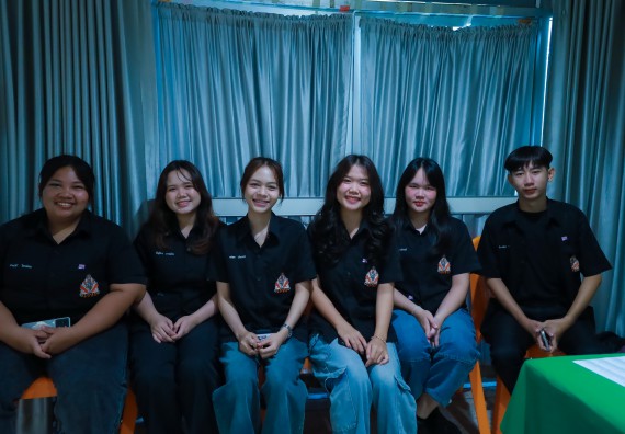 ภาพกิจกรรม  คณะวิทยาศาสตร์และเทคโนโลยี มหาวิทยาลัยราชภัฏกําแพงเพชร จัดการประกวดภาพวาดจินตนาการทางวิทยาศาสตร์ ระดับประถมศึกษาตอนปลาย ระดับมัธยมศึกษาตอนต้น ระดับมัธยมศึกษาตอนปลาย ในงานสัปดาห์วิทยาศาสตร์แห่งชาติ ส่วนภูมิภาค ประจำปี 2568