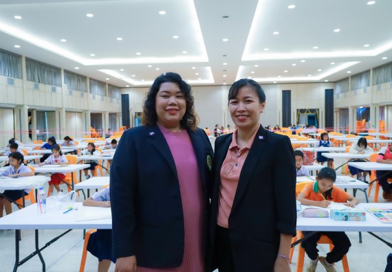 ภาพกิจกรรม  คณะวิทยาศาสตร์และเทคโนโลยี มหาวิทยาลัยราชภัฏกําแพงเพชร จัดการประกวดภาพวาดจินตนาการทางวิทยาศาสตร์ ระดับประถมศึกษาตอนปลาย ระดับมัธยมศึกษาตอนต้น ระดับมัธยมศึกษาตอนปลาย ในงานสัปดาห์วิทยาศาสตร์แห่งชาติ ส่วนภูมิภาค ประจำปี 2568