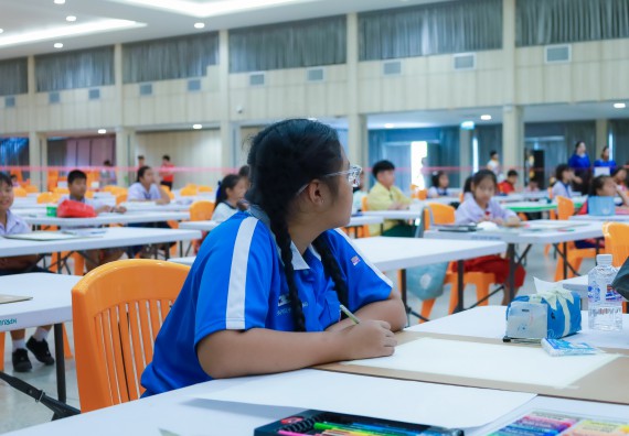 ภาพกิจกรรม  คณะวิทยาศาสตร์และเทคโนโลยี มหาวิทยาลัยราชภัฏกําแพงเพชร จัดการประกวดภาพวาดจินตนาการทางวิทยาศาสตร์ ระดับประถมศึกษาตอนปลาย ระดับมัธยมศึกษาตอนต้น ระดับมัธยมศึกษาตอนปลาย ในงานสัปดาห์วิทยาศาสตร์แห่งชาติ ส่วนภูมิภาค ประจำปี 2568