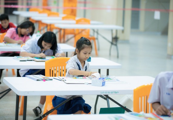 ภาพกิจกรรม  คณะวิทยาศาสตร์และเทคโนโลยี มหาวิทยาลัยราชภัฏกําแพงเพชร จัดการประกวดภาพวาดจินตนาการทางวิทยาศาสตร์ ระดับประถมศึกษาตอนปลาย ระดับมัธยมศึกษาตอนต้น ระดับมัธยมศึกษาตอนปลาย ในงานสัปดาห์วิทยาศาสตร์แห่งชาติ ส่วนภูมิภาค ประจำปี 2568