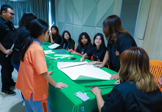 ภาพกิจกรรม  คณะวิทยาศาสตร์และเทคโนโลยี มหาวิทยาลัยราชภัฏกําแพงเพชร จัดการประกวดภาพวาดจินตนาการทางวิทยาศาสตร์ ระดับประถมศึกษาตอนปลาย ระดับมัธยมศึกษาตอนต้น ระดับมัธยมศึกษาตอนปลาย ในงานสัปดาห์วิทยาศาสตร์แห่งชาติ ส่วนภูมิภาค ประจำปี 2568