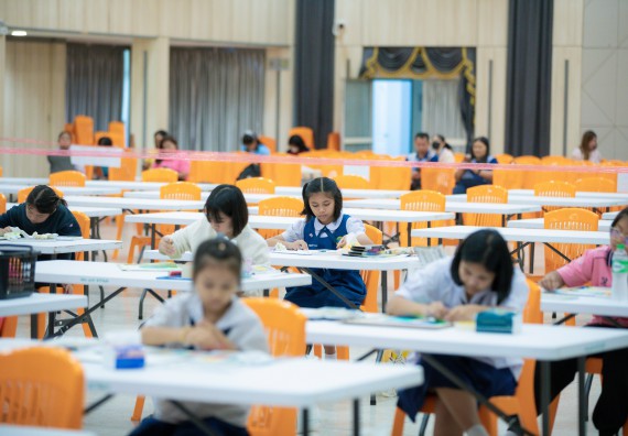 ภาพกิจกรรม  คณะวิทยาศาสตร์และเทคโนโลยี มหาวิทยาลัยราชภัฏกําแพงเพชร จัดการประกวดภาพวาดจินตนาการทางวิทยาศาสตร์ ระดับประถมศึกษาตอนปลาย ระดับมัธยมศึกษาตอนต้น ระดับมัธยมศึกษาตอนปลาย ในงานสัปดาห์วิทยาศาสตร์แห่งชาติ ส่วนภูมิภาค ประจำปี 2568