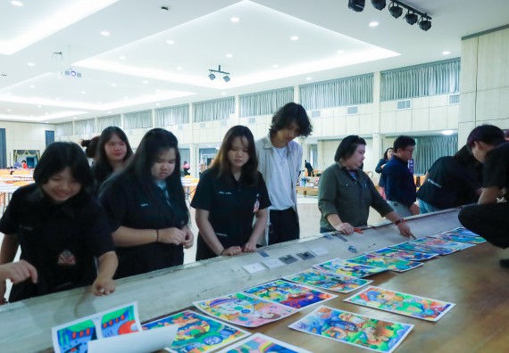 ภาพกิจกรรม  คณะวิทยาศาสตร์และเทคโนโลยี มหาวิทยาลัยราชภัฏกําแพงเพชร จัดการประกวดภาพวาดจินตนาการทางวิทยาศาสตร์ ระดับประถมศึกษาตอนปลาย ระดับมัธยมศึกษาตอนต้น ระดับมัธยมศึกษาตอนปลาย ในงานสัปดาห์วิทยาศาสตร์แห่งชาติ ส่วนภูมิภาค ประจำปี 2568