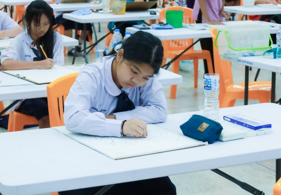 ภาพกิจกรรม  คณะวิทยาศาสตร์และเทคโนโลยี มหาวิทยาลัยราชภัฏกําแพงเพชร จัดการประกวดภาพวาดจินตนาการทางวิทยาศาสตร์ ระดับประถมศึกษาตอนปลาย ระดับมัธยมศึกษาตอนต้น ระดับมัธยมศึกษาตอนปลาย ในงานสัปดาห์วิทยาศาสตร์แห่งชาติ ส่วนภูมิภาค ประจำปี 2568