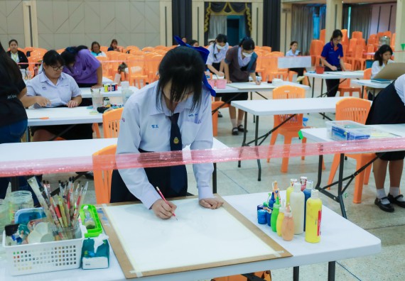 ภาพกิจกรรม  คณะวิทยาศาสตร์และเทคโนโลยี มหาวิทยาลัยราชภัฏกําแพงเพชร จัดการประกวดภาพวาดจินตนาการทางวิทยาศาสตร์ ระดับประถมศึกษาตอนปลาย ระดับมัธยมศึกษาตอนต้น ระดับมัธยมศึกษาตอนปลาย ในงานสัปดาห์วิทยาศาสตร์แห่งชาติ ส่วนภูมิภาค ประจำปี 2568