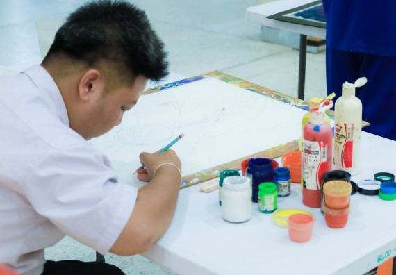 ภาพกิจกรรม  คณะวิทยาศาสตร์และเทคโนโลยี มหาวิทยาลัยราชภัฏกําแพงเพชร จัดการประกวดภาพวาดจินตนาการทางวิทยาศาสตร์ ระดับประถมศึกษาตอนปลาย ระดับมัธยมศึกษาตอนต้น ระดับมัธยมศึกษาตอนปลาย ในงานสัปดาห์วิทยาศาสตร์แห่งชาติ ส่วนภูมิภาค ประจำปี 2568