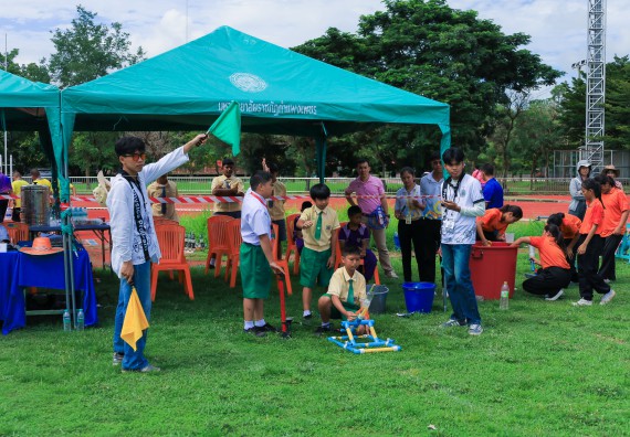ภาพกิจกรรม  คณะวิทยาศาสตร์และเทคโนโลยี มหาวิทยาลัยราชภัฏกําแพงเพชร จัดการแข่งขันจรวดขวดน้ำ ระดับประถมศึกษา ระดับมัธยมศึกษาตอนต้น ระดับมัธยมศึกษาตอนปลาย ในงานสัปดาห์วิทยาศาสตร์แห่งชาติ ส่วนภูมิภาค ประจำปี 2568