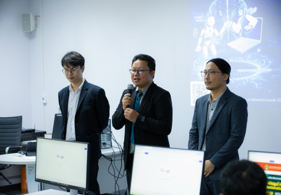 ภาพกิจกรรม    คณะวิทยาศาสตร์และเทคโนโลยี มหาวิทยาลัยราชภัฏกําแพงเพชร จัดกิจกรรมแลกเปลี่ยนเรียนรู้ เรื่อง การใช้ AI เพื่อประยุกต์ใช้ในชีวิตประจำวัน ในงานสัปดาห์วิทยาศาสตร์แห่งชาติ ส่วนภูมิภาค ประจำปี 2568