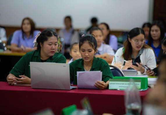 ภาพกิจกรรม  คณะวิทยาศาสตร์และเทคโนโลยี มหาวิทยาลัยราชภัฏกําแพงเพชร จัดการแข่งขันการพูดทางวิทยาศาสตร์ ระดับประถมศึกษา ระดับมัธยมศึกษาตอนต้น ระดับมัธยมศึกษาตอนปลาย ในงานสัปดาห์วิทยาศาสตร์แห่งชาติ ส่วนภูมิภาค ประจำปี 2568
