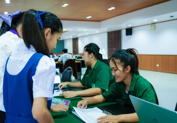 ภาพกิจกรรม  คณะวิทยาศาสตร์และเทคโนโลยี มหาวิทยาลัยราชภัฏกําแพงเพชร จัดการแข่งขันการพูดทางวิทยาศาสตร์ ระดับประถมศึกษา ระดับมัธยมศึกษาตอนต้น ระดับมัธยมศึกษาตอนปลาย ในงานสัปดาห์วิทยาศาสตร์แห่งชาติ ส่วนภูมิภาค ประจำปี 2568