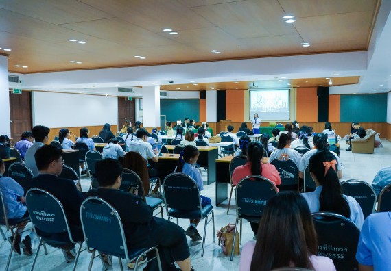 ภาพกิจกรรม  คณะวิทยาศาสตร์และเทคโนโลยี มหาวิทยาลัยราชภัฏกําแพงเพชร จัดการแข่งขันการพูดทางวิทยาศาสตร์ ระดับประถมศึกษา ระดับมัธยมศึกษาตอนต้น ระดับมัธยมศึกษาตอนปลาย ในงานสัปดาห์วิทยาศาสตร์แห่งชาติ ส่วนภูมิภาค ประจำปี 2568